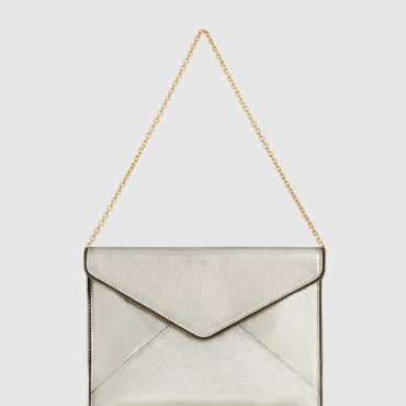 Leo Clutch with Chain Strap