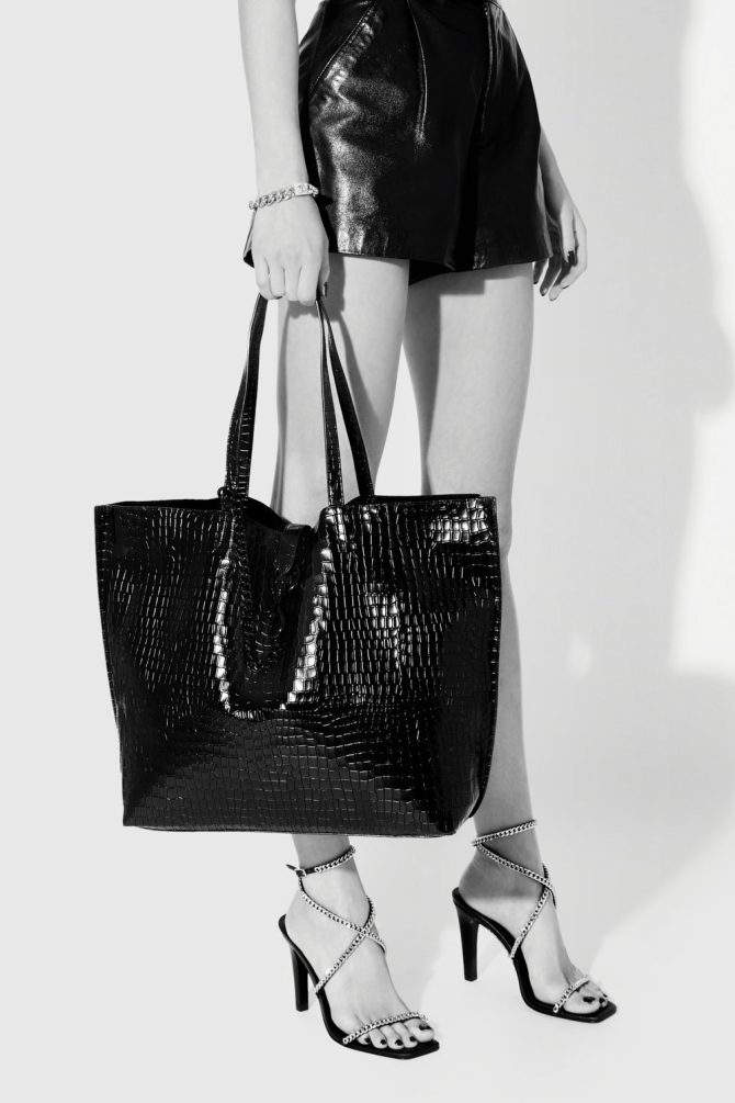 Megan Soft Large Tote - Image 5