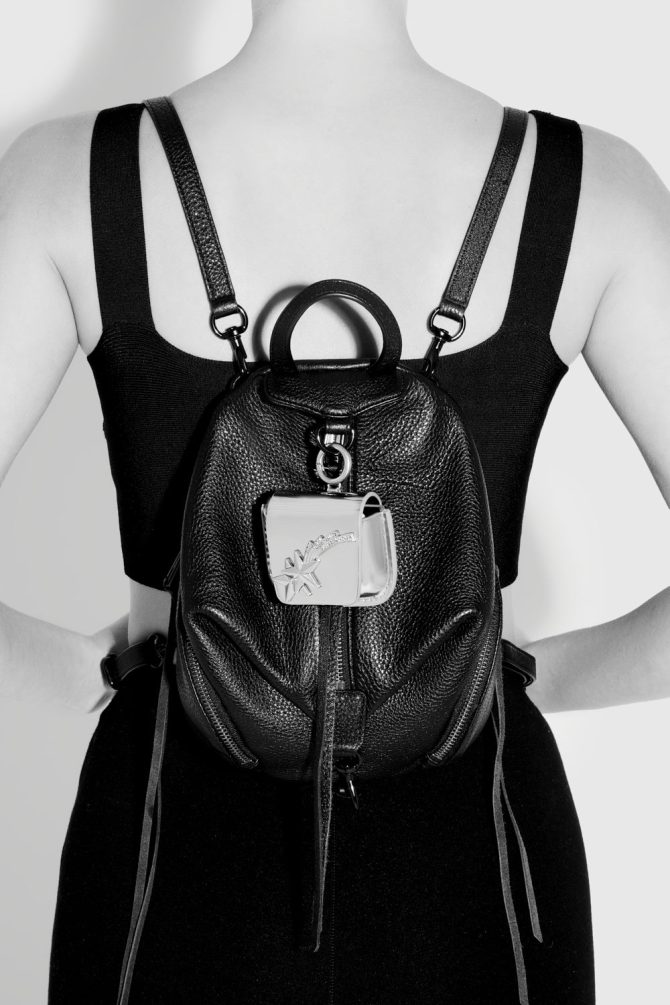 Air Pod Case With Shooting Stars - Image 4