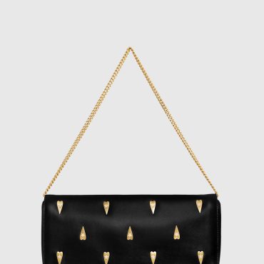 Slim Clutch With Heart Studs