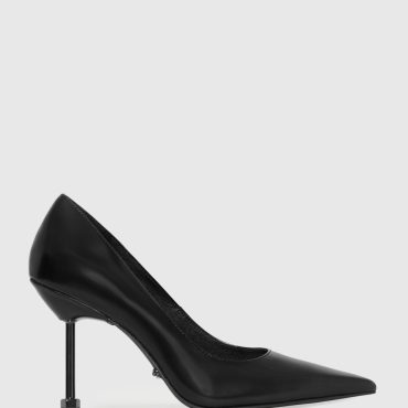 Juliana Pump