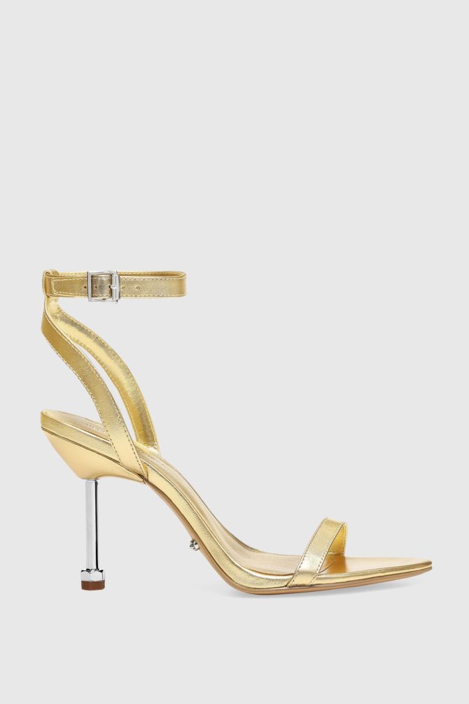 Juliana Heel