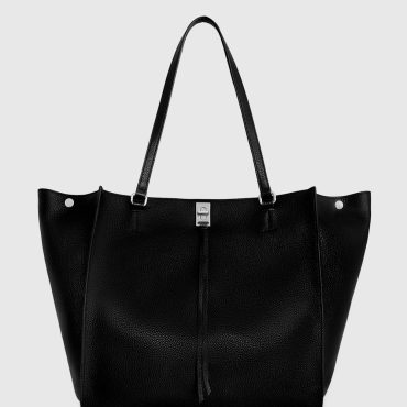 Darren E/W Tote