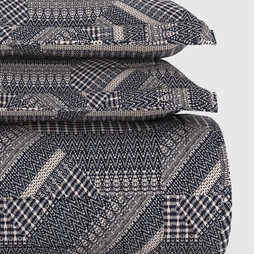 Aztec Weave Quilt Set