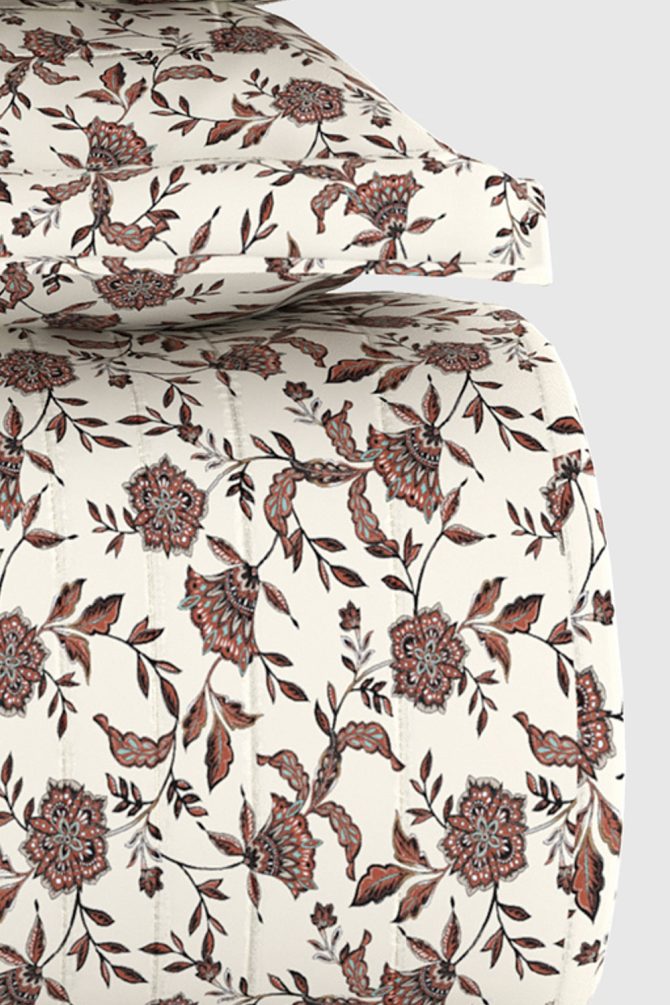 Jacobean Floral Quilt Set - Image 3