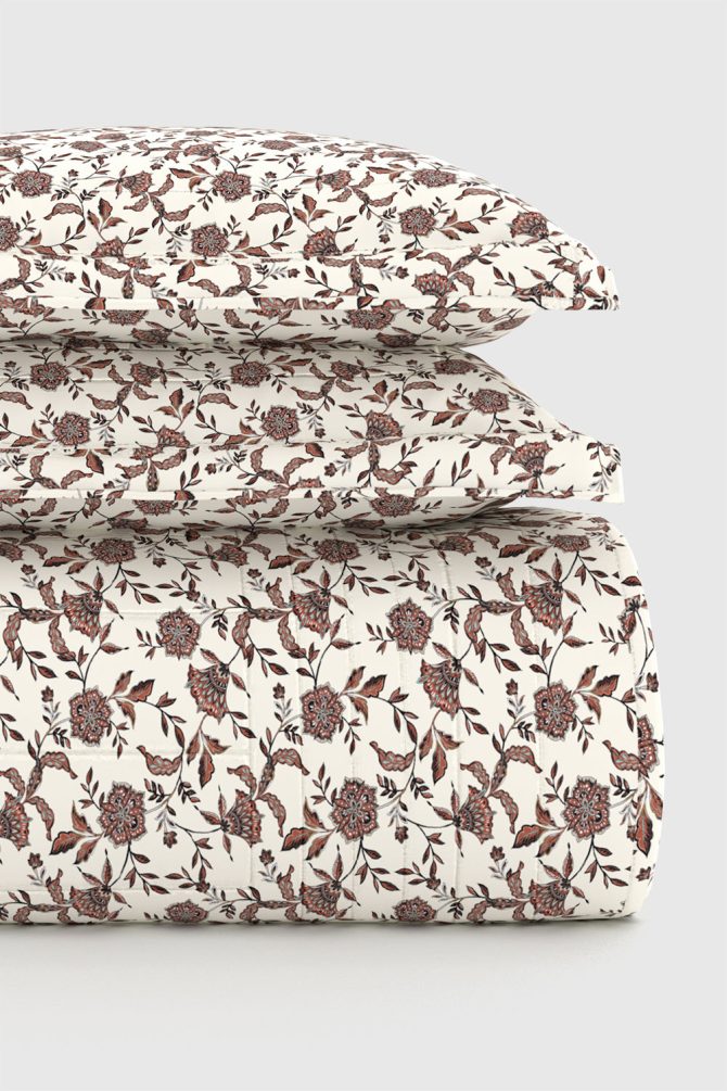 Jacobean Floral Quilt Set